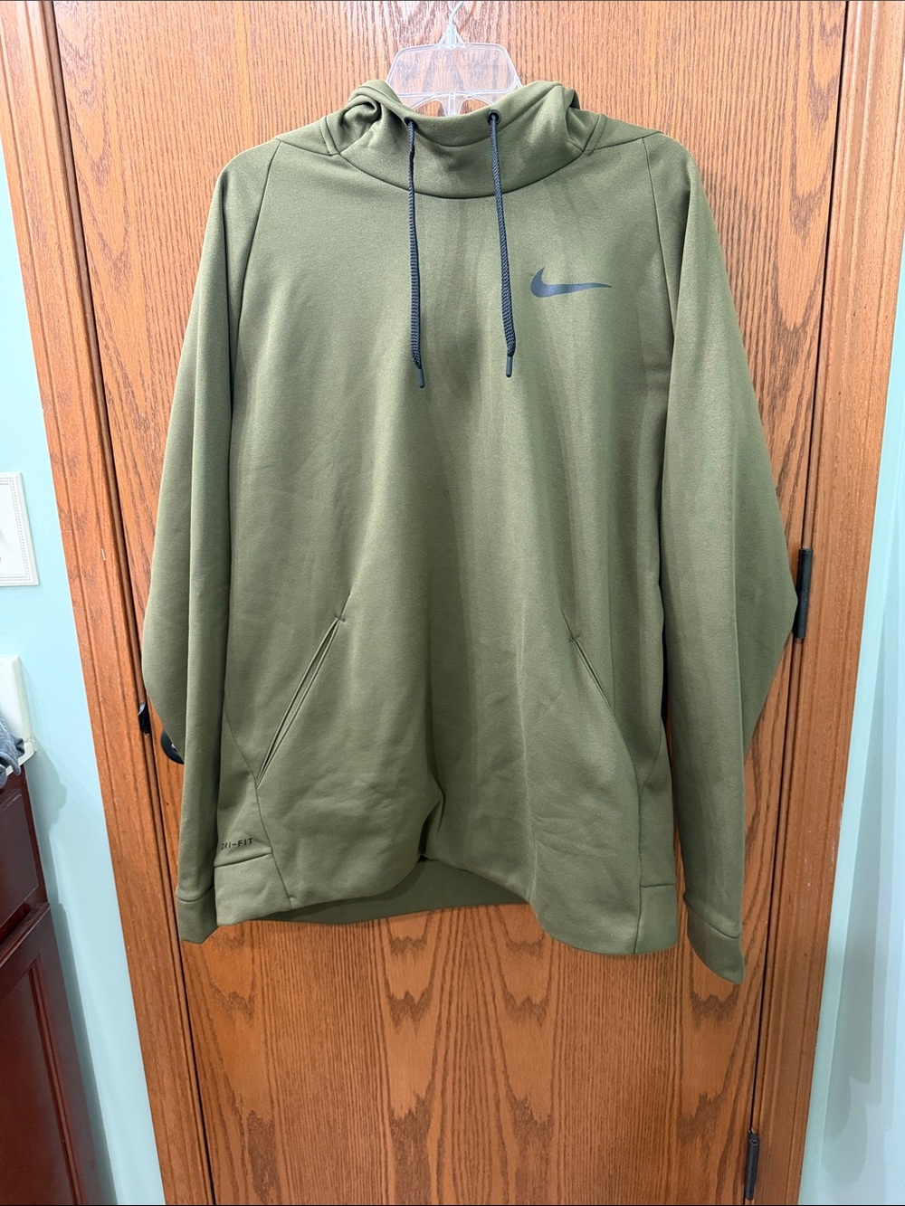 Men’s Nike Olive Green Hooded Athletic Pullover